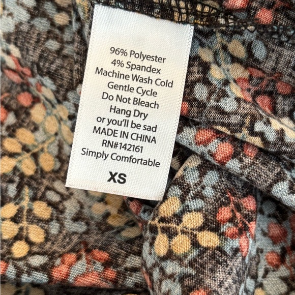 Floral Print Top - Picture 5 of 5